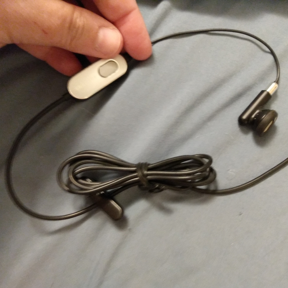 Samsung OEM Headset Earphone AAEP302SBE for E900 E908 T629 T619 X820 X828 A707